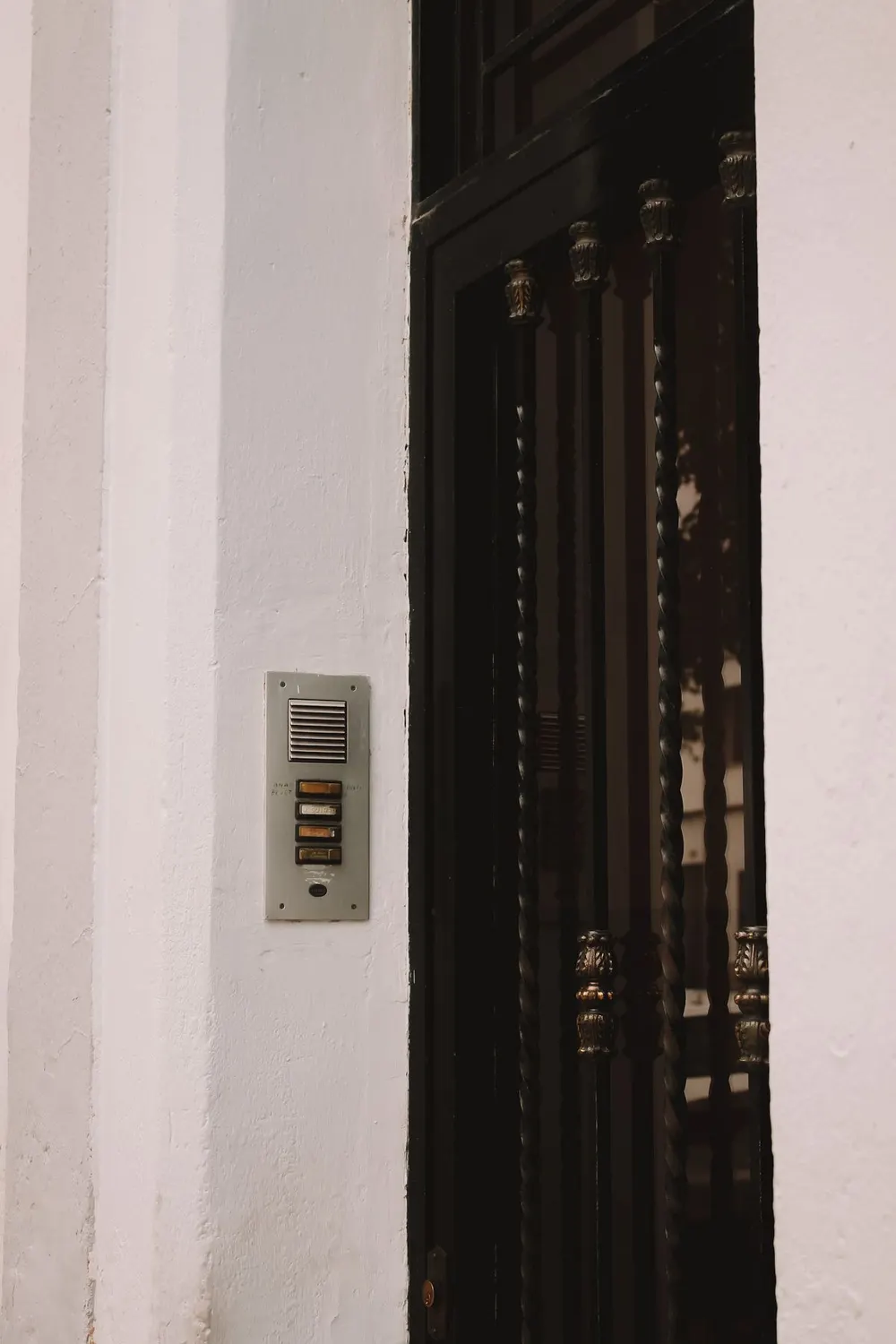 Klingelanlage eines Mehrfamilienhauses
